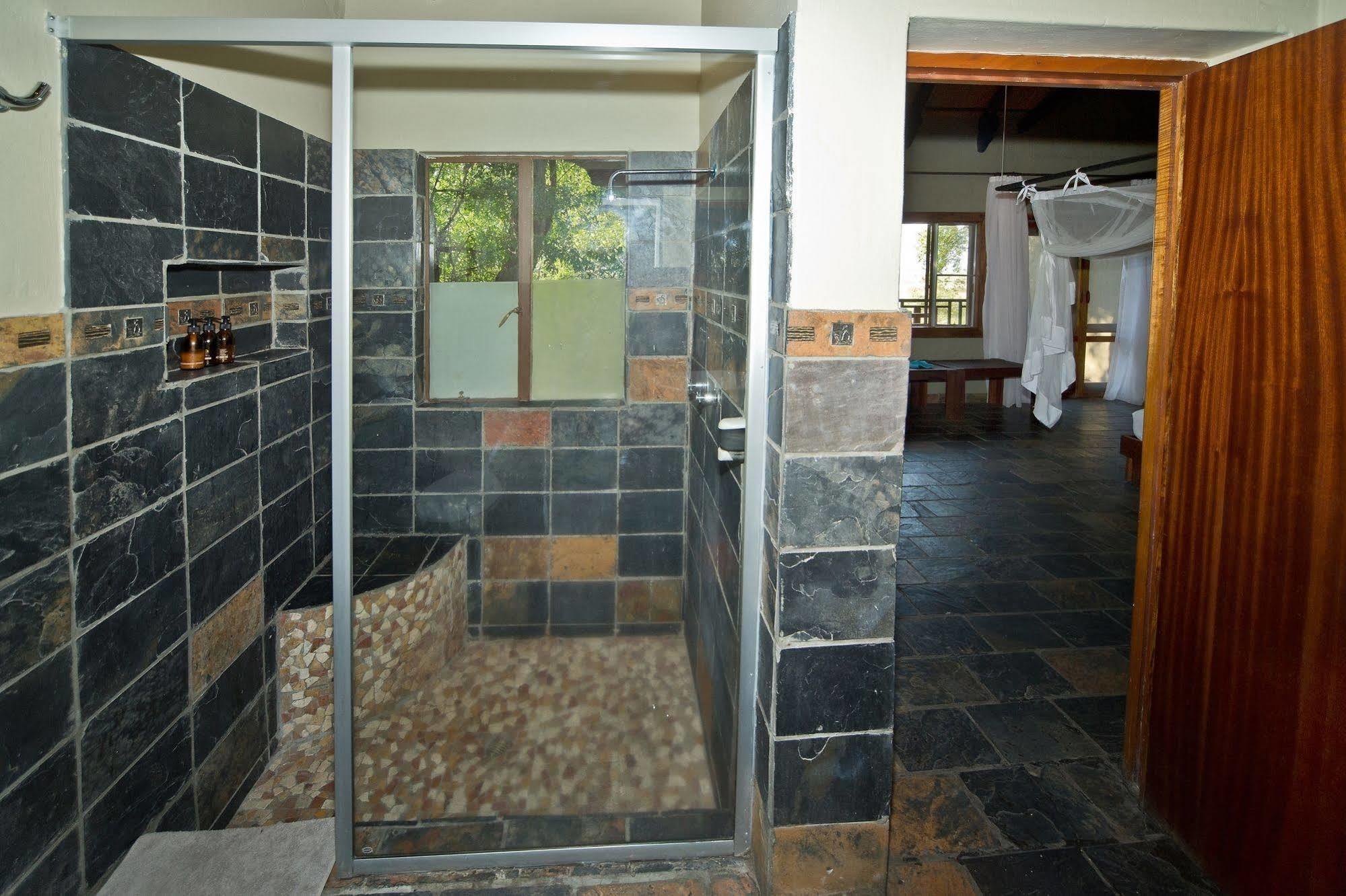 Namushasha River Lodge Sangwali Exterior foto